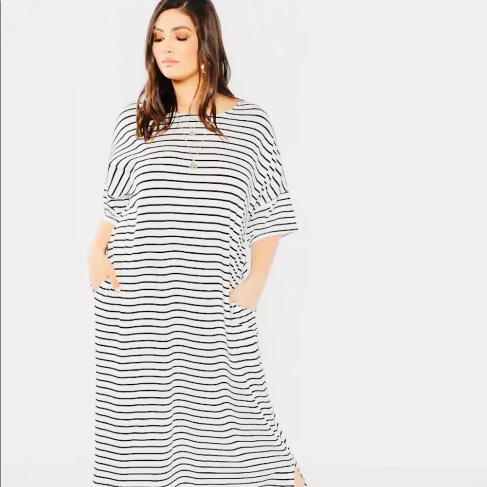 Stripe plus size dress